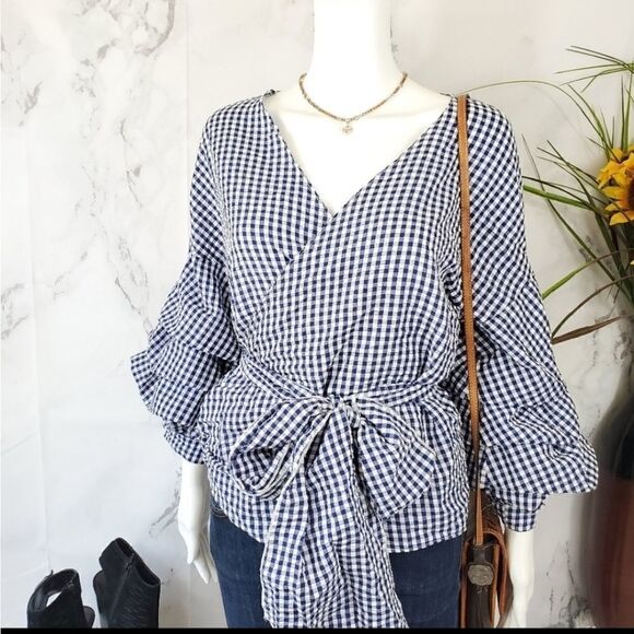 NWT! LF Qed London statement sleeve wrap top - Picture 3 of 10